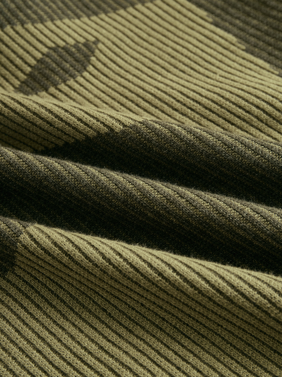 Ribbed camo knit dress with fringe hem - detail