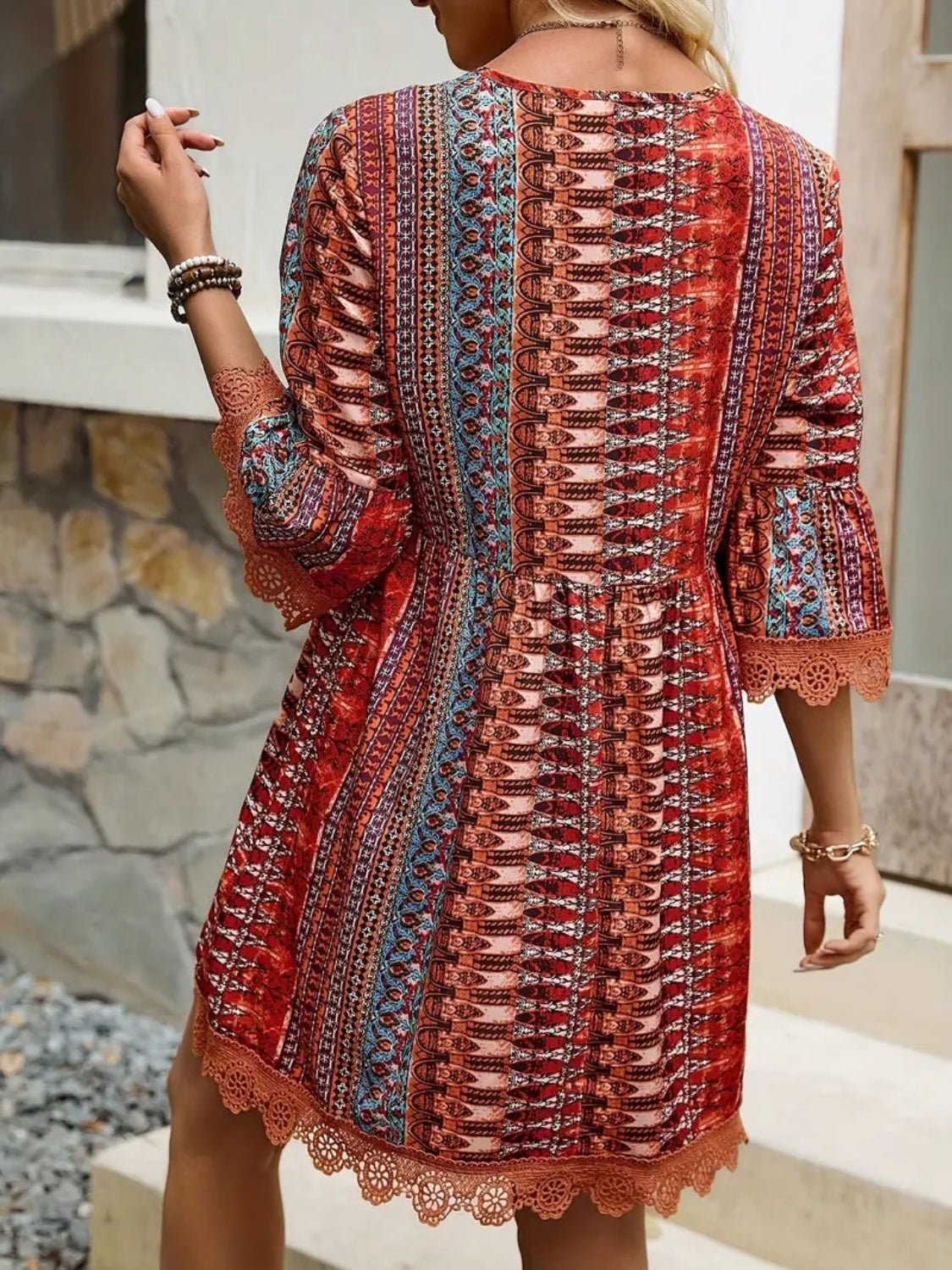 Women's boho print dress with lace trim - detail
