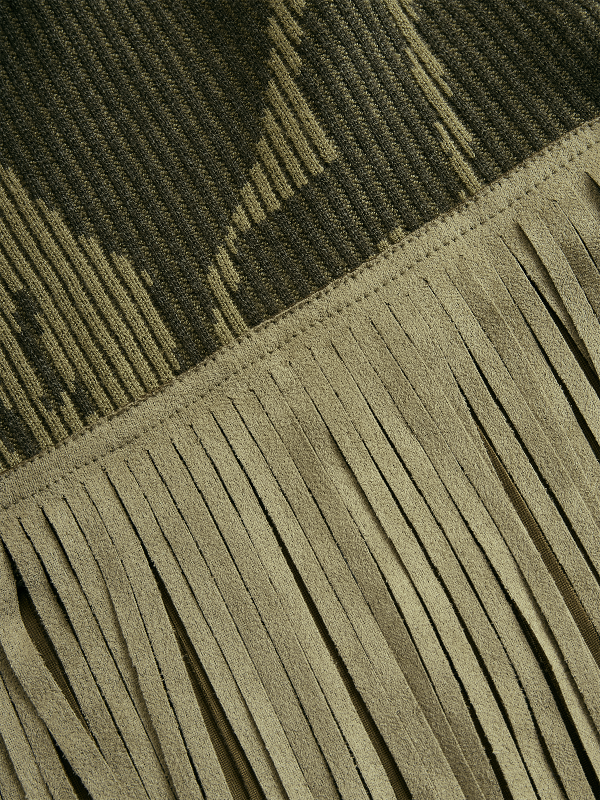 Ribbed camo knit dress with fringe hem - detail