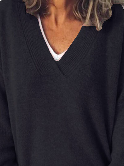 Women's V-neck dropped shoulder jumper - detail