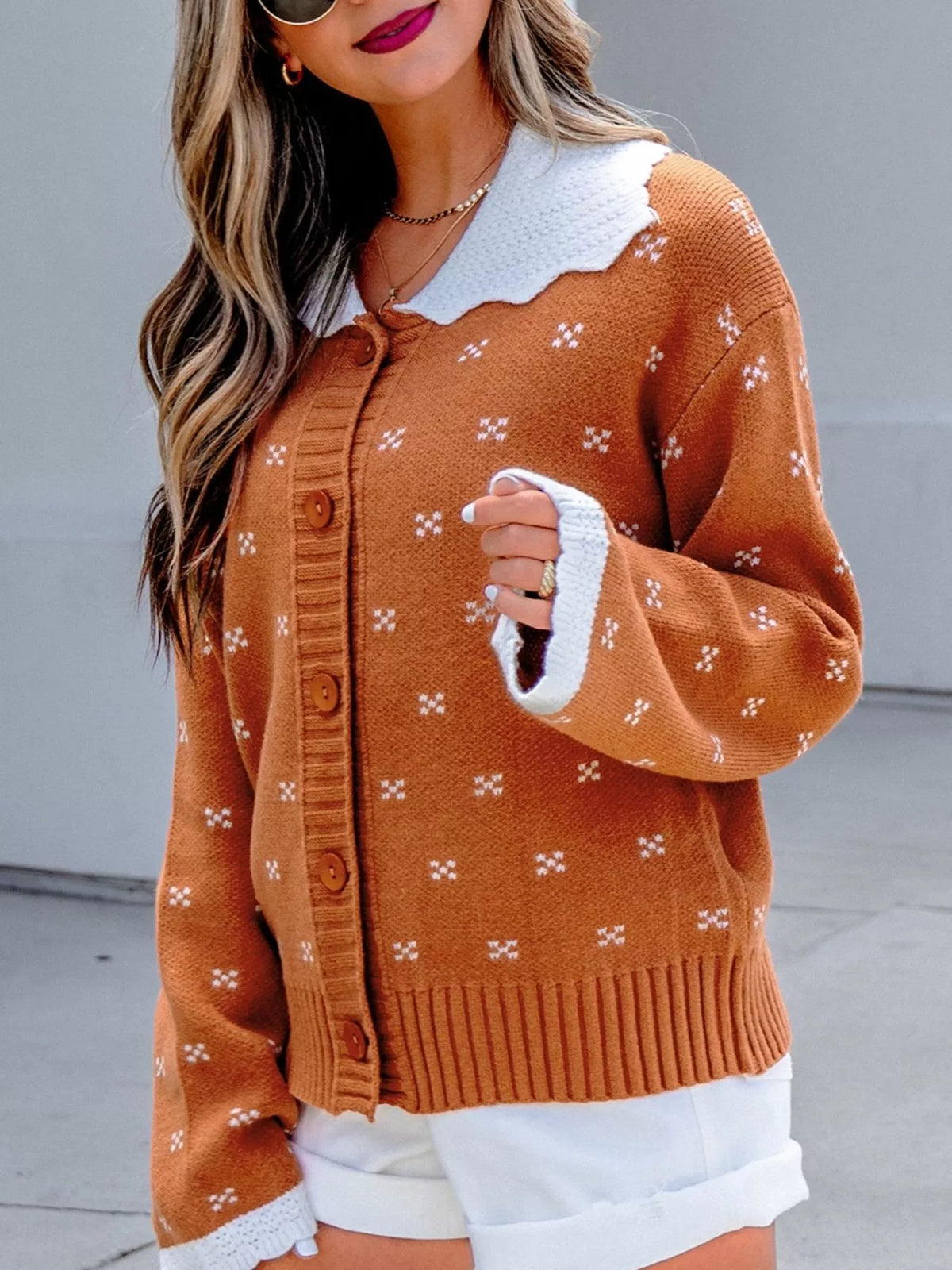 Women's peter pan collar terracotta cardigan - detail