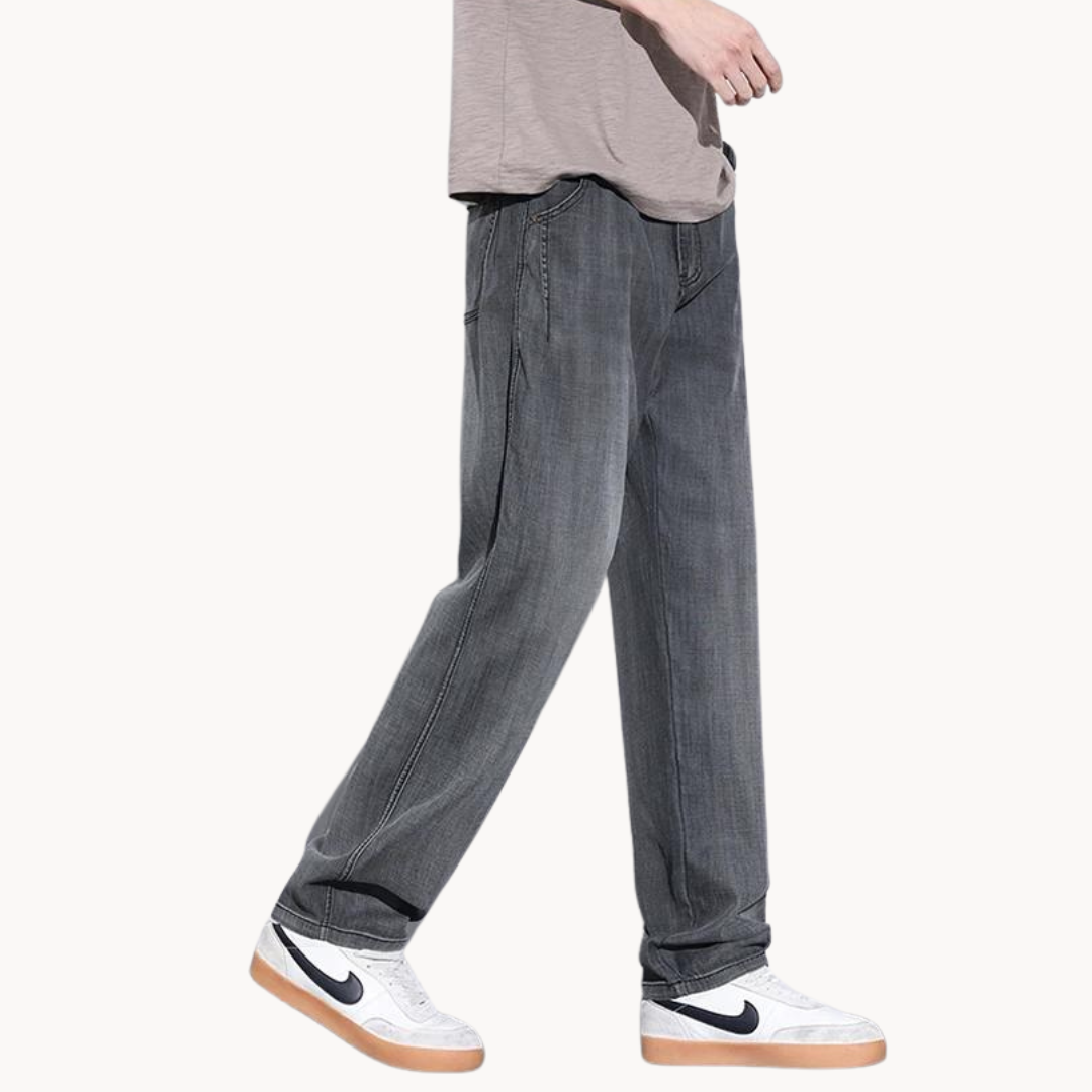 Men's Lightweight Denim Jeans - front view | SAINT DOR