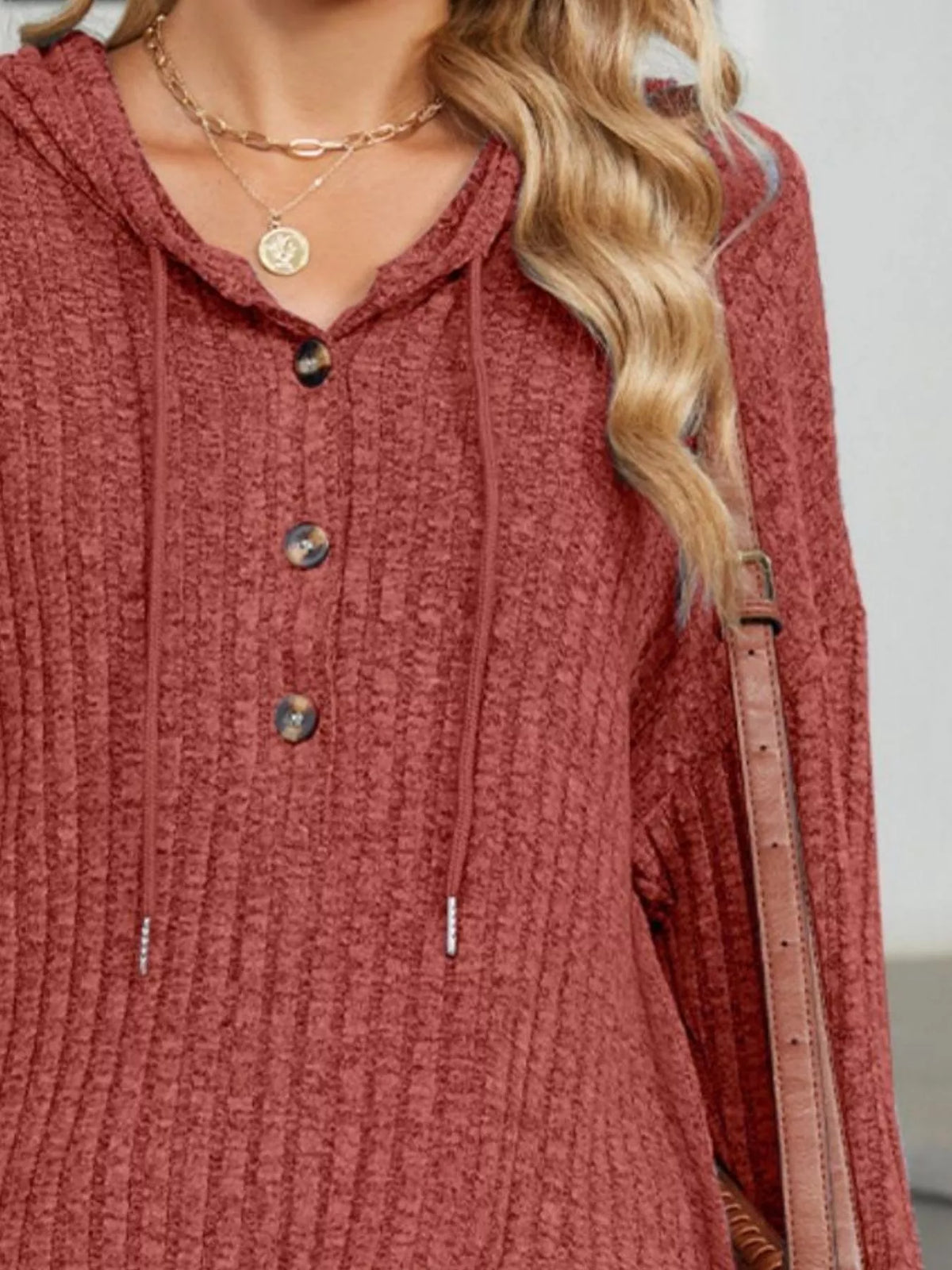 Women's ribbed knit hoodie - detail