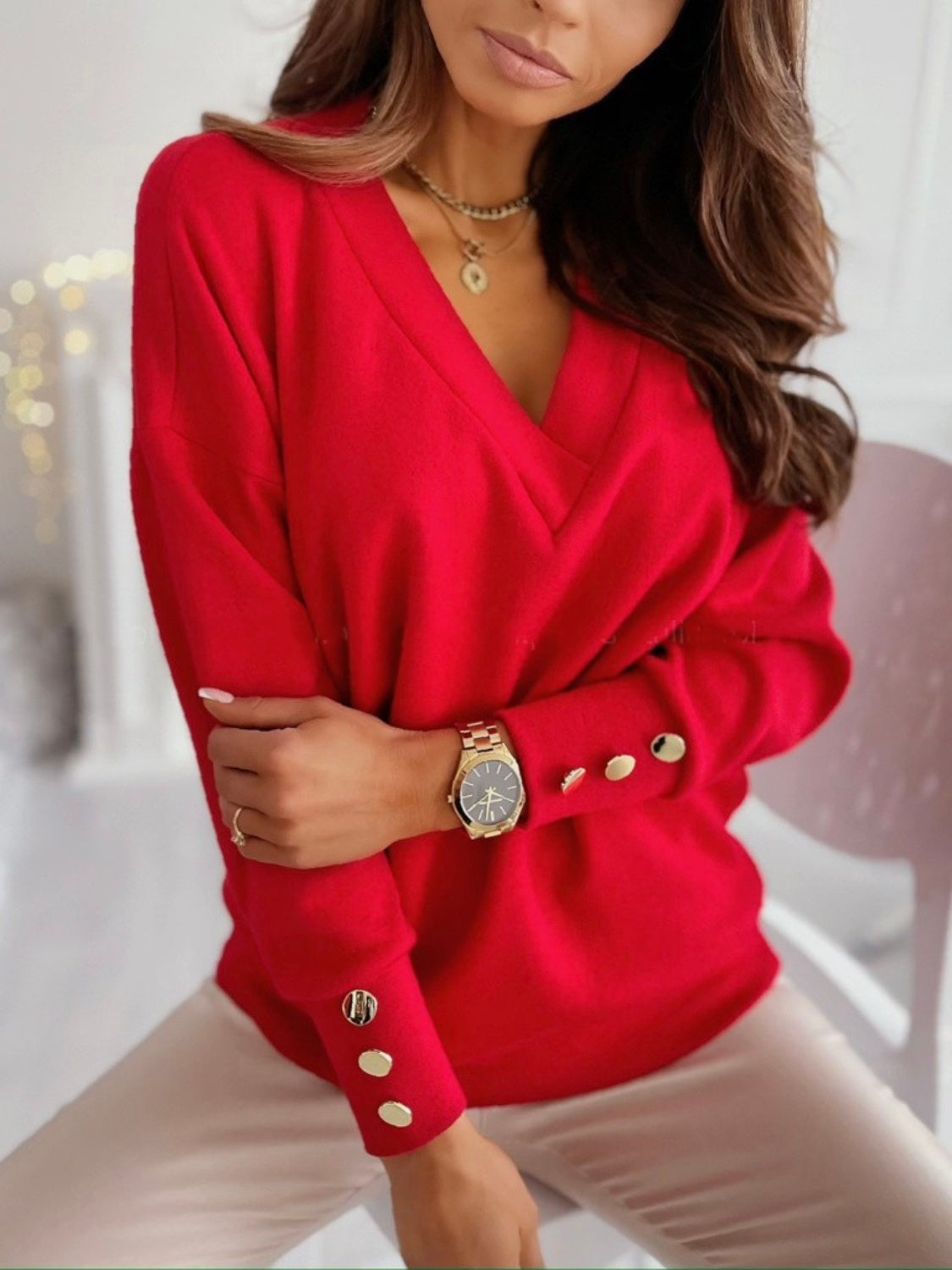 Women's V-neck sweatshirt - detail