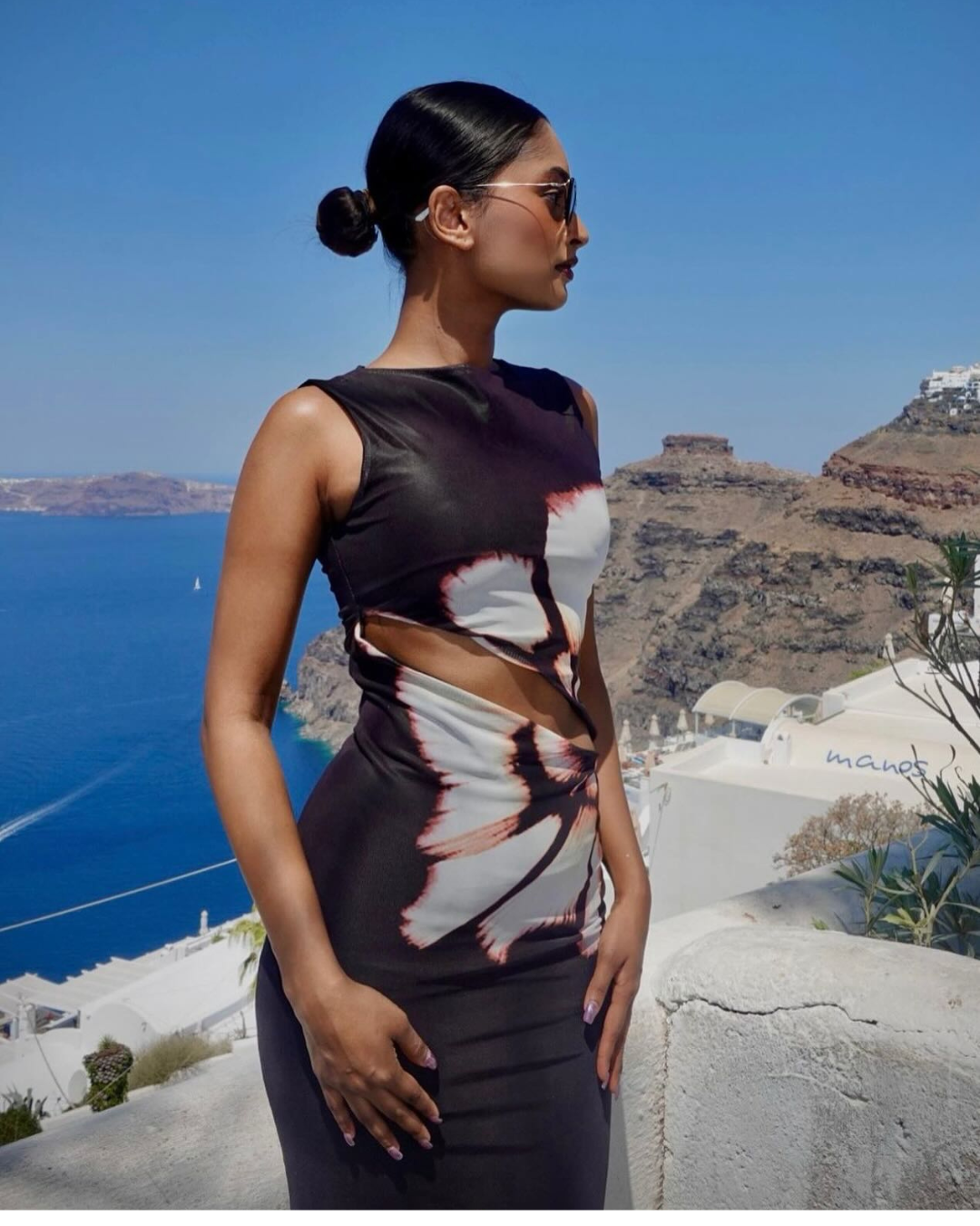 Women's Floral Resort Dress – Elegant Versatile Holiday – side view