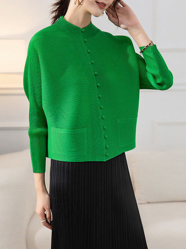 Pleated jacket with a stand collar, covered buttons and wide sleeves