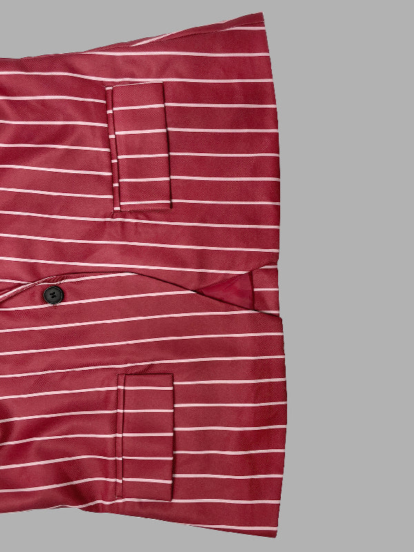 Striped blazer with a notched lapel and a single button