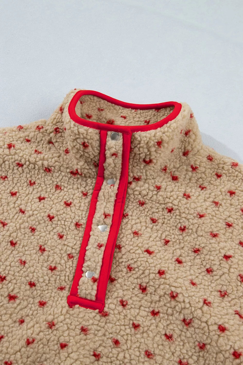 Women's heart print fleece sweatshirt - detail