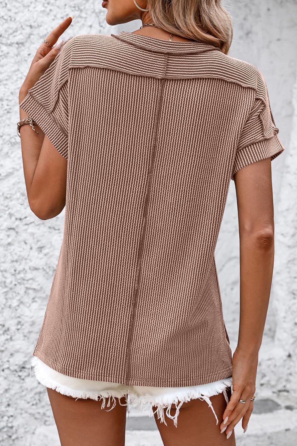 Women's ribbed short sleeve top - detail