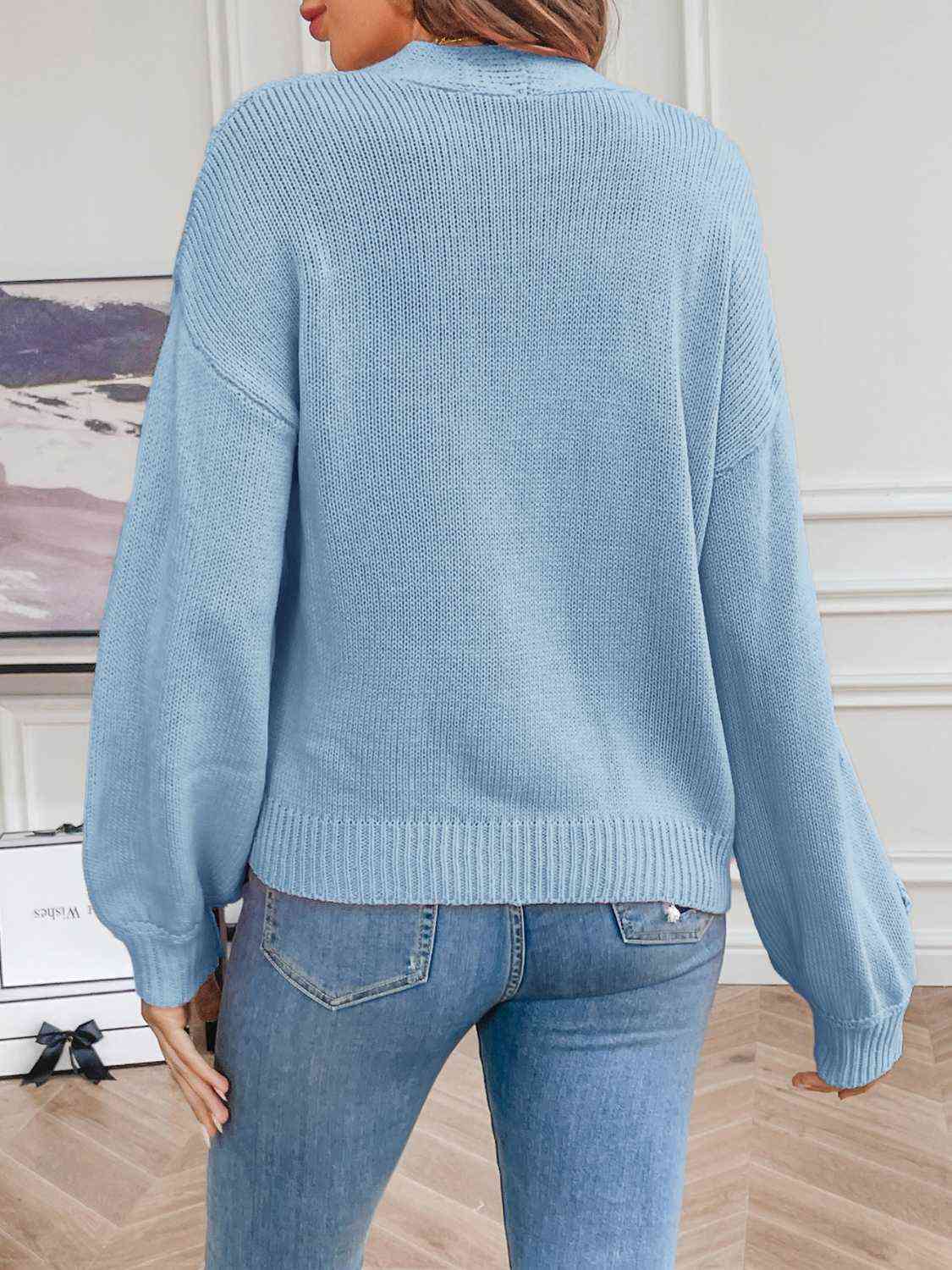 Women's crochet flower cardigan - detail