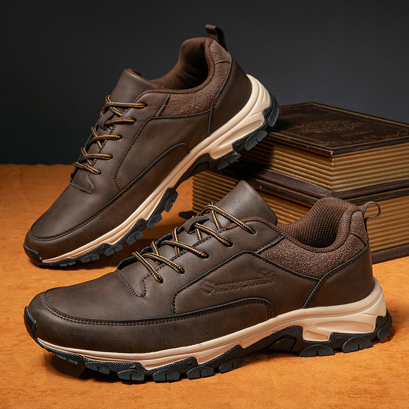 Men's lightweight walking trainers - SAINT DOR - view 11