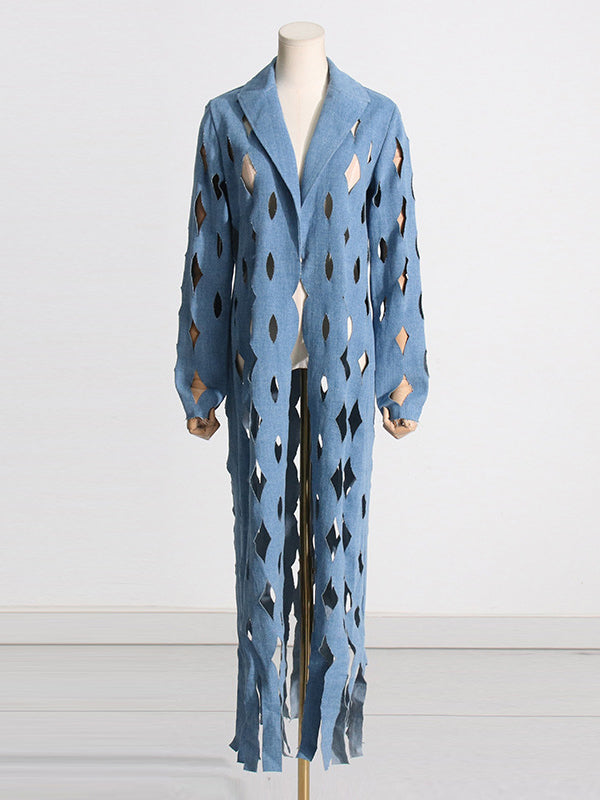 Floor-length denim coat with cut-out diamonds and a fringed hem