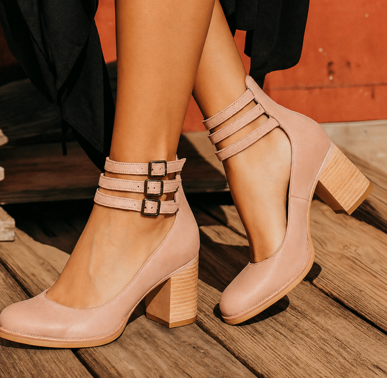 Women's Sandals - Elegant and Comfortable Sandals in Light brown (Sold Out)