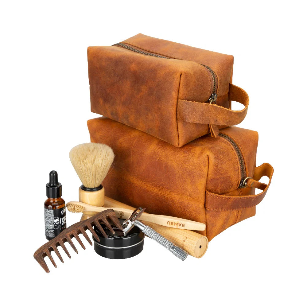 Leather Wash Bag in Moccasin