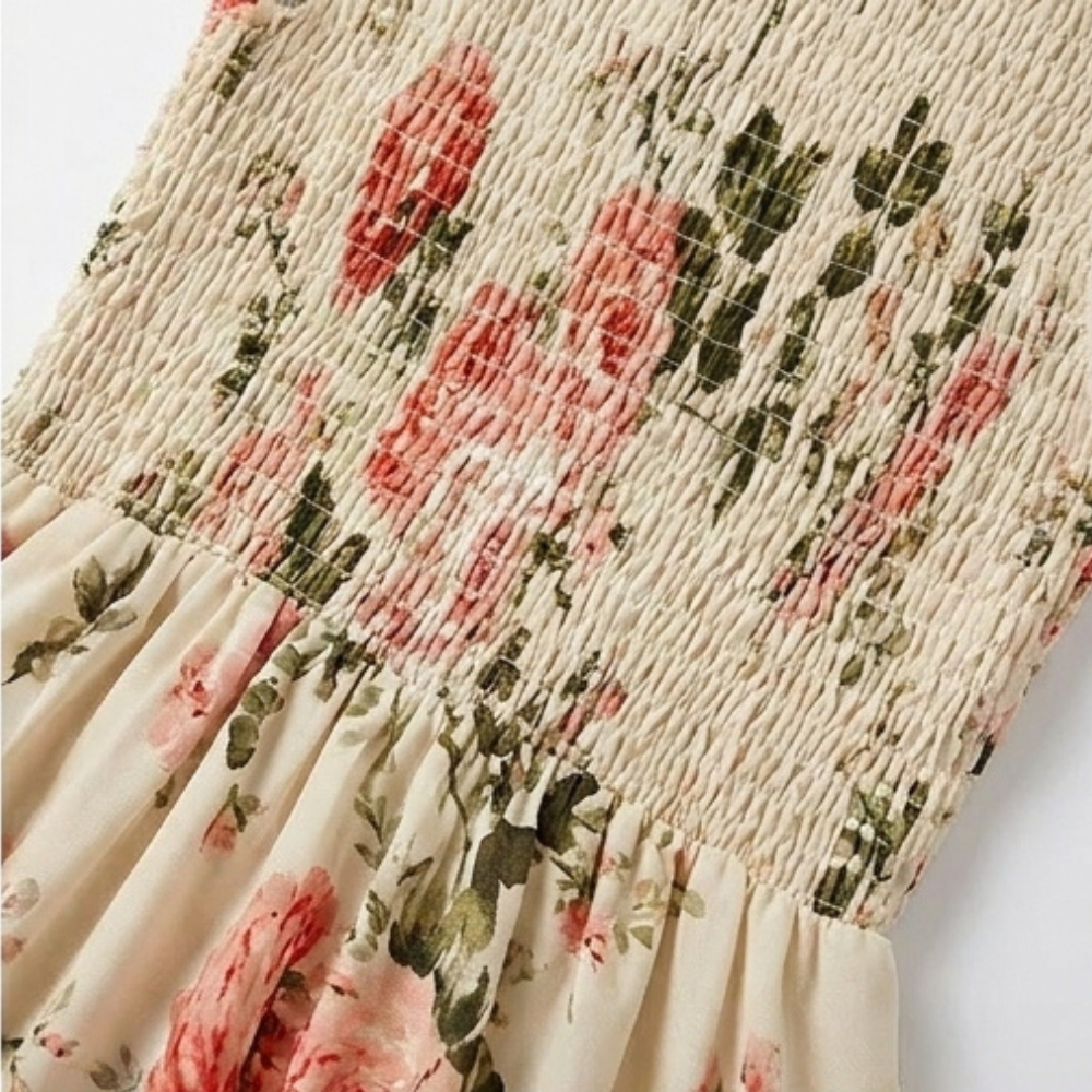 Women's smocked floral midi dress - detail