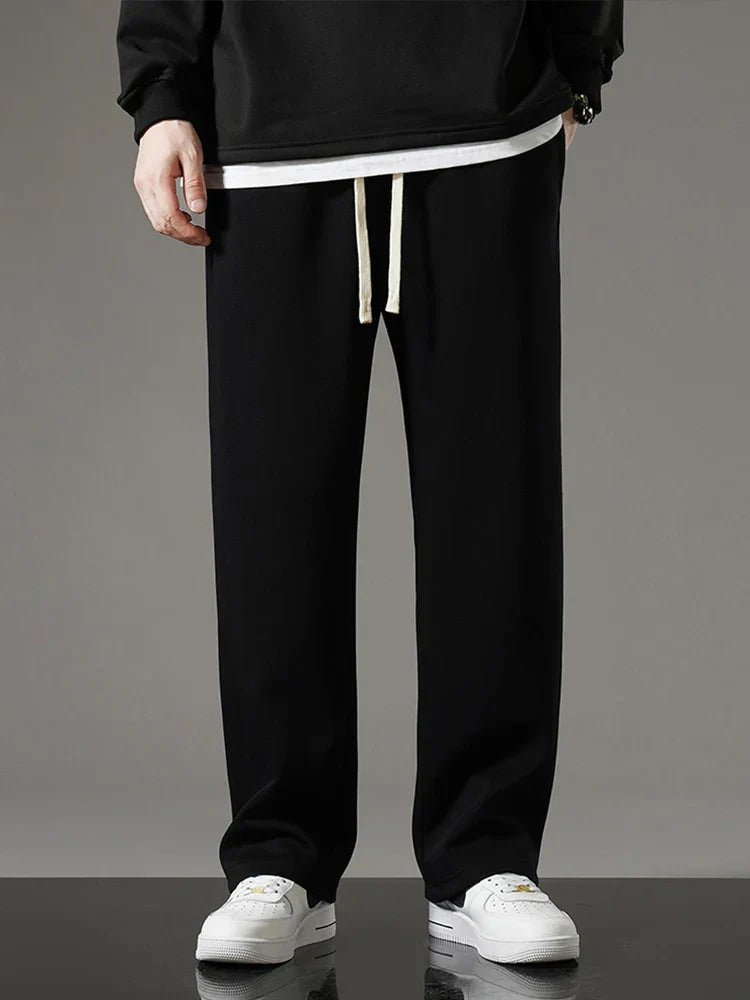 Men's Relaxed Fit Casual Joggers - detail view | SAINT DOR