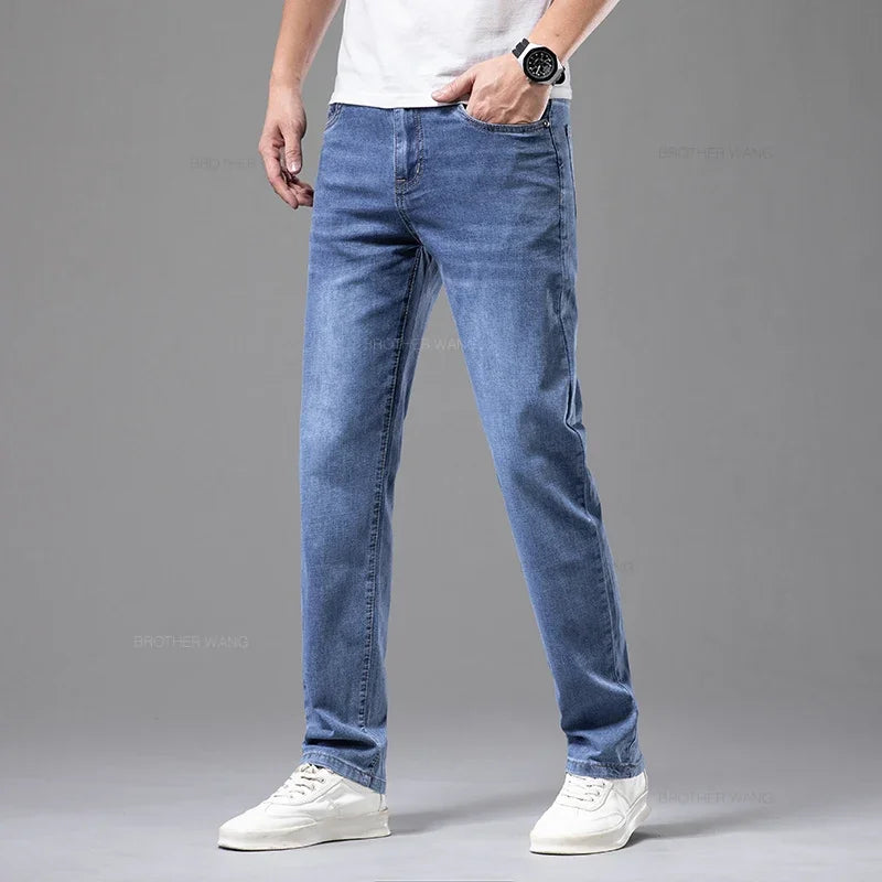 Men's Slim Fit Jeans - Waist Sizing - detail view | SAINT DOR