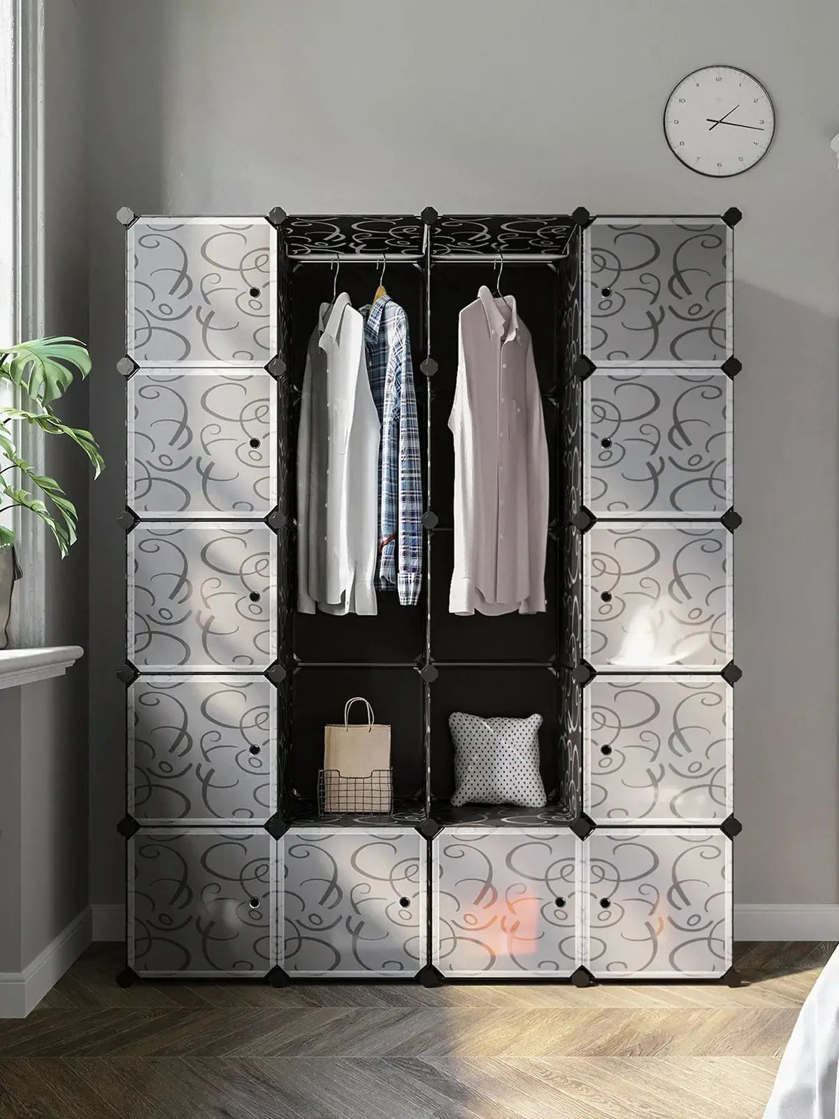 Modular Plastic Wardrobe – 12 Doors 2 Rails 143x178cm – detail view