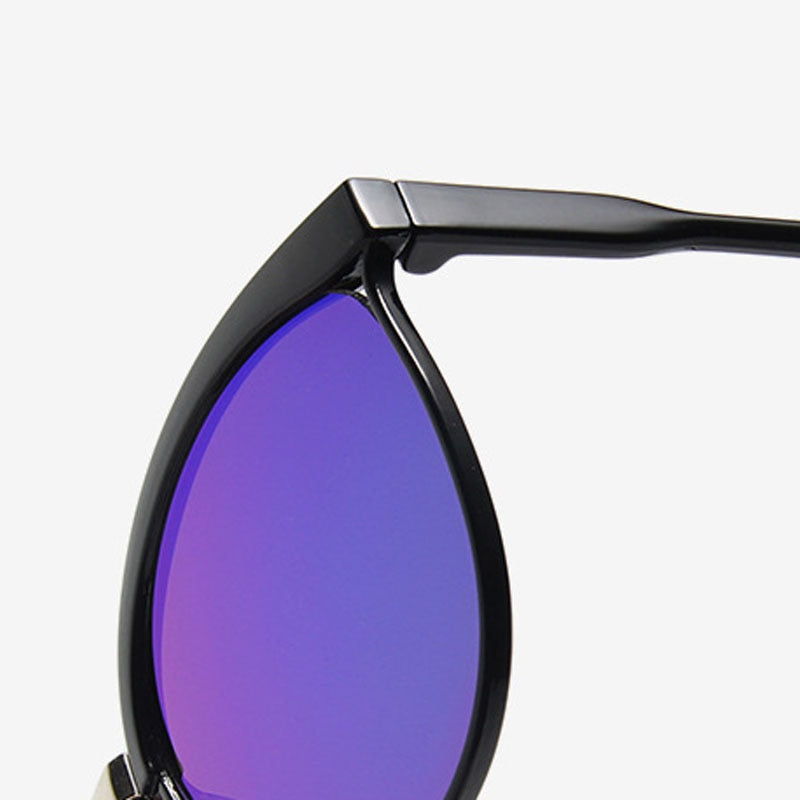 Women's Jelly Sunglasses – Fun Translucent Travel Style – feature detail