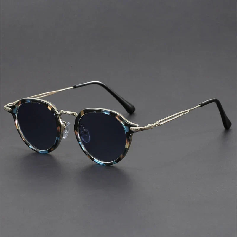 Unisex Bruno Classic Metal Sunglasses – UV400 Everyday – close-up detail