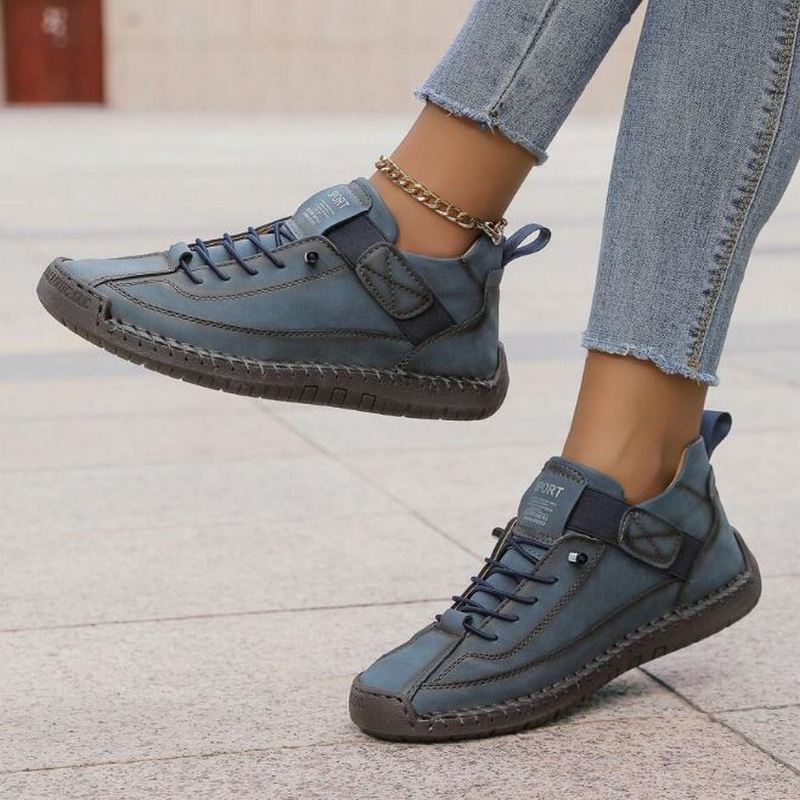 Women's Trainers - Cushioned Comfort Fit in Navy Blue