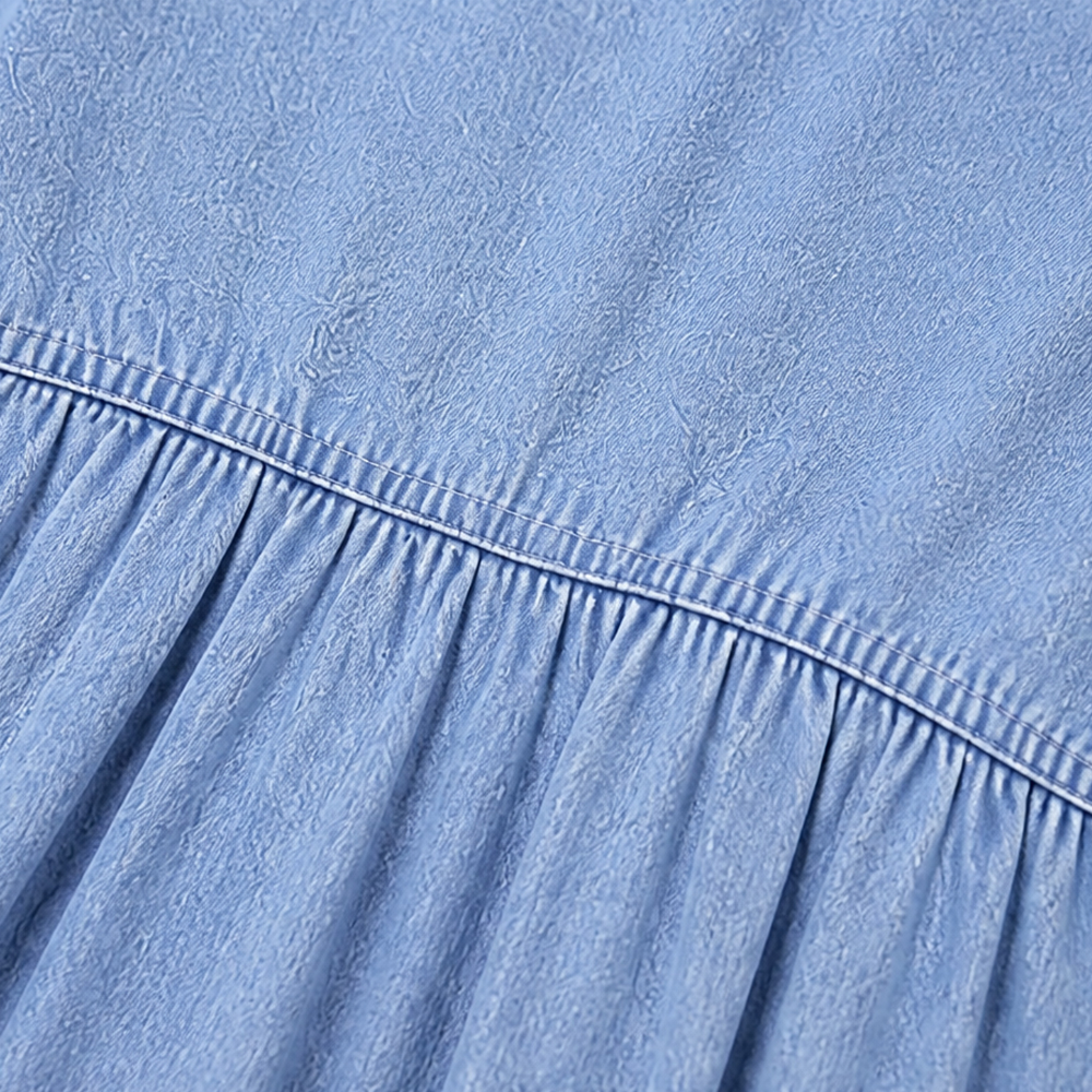 Women's puff sleeve denim dress - detail