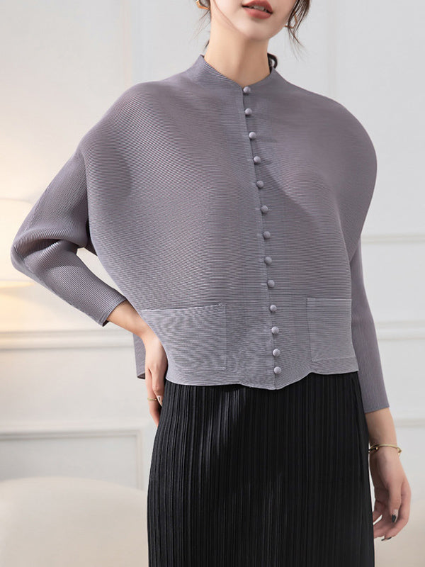 Pleated jacket with a stand collar, covered buttons and wide sleeves