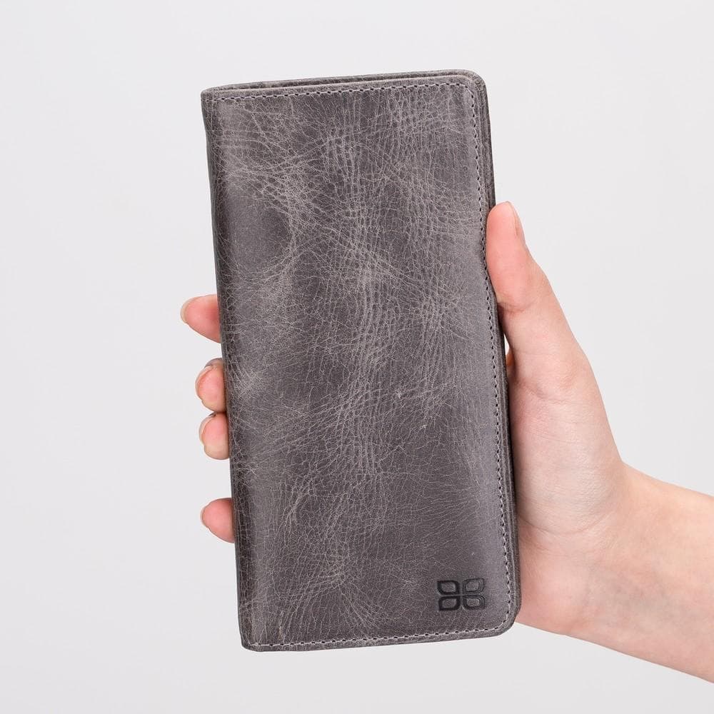 Leather Wallet in Light Grey
