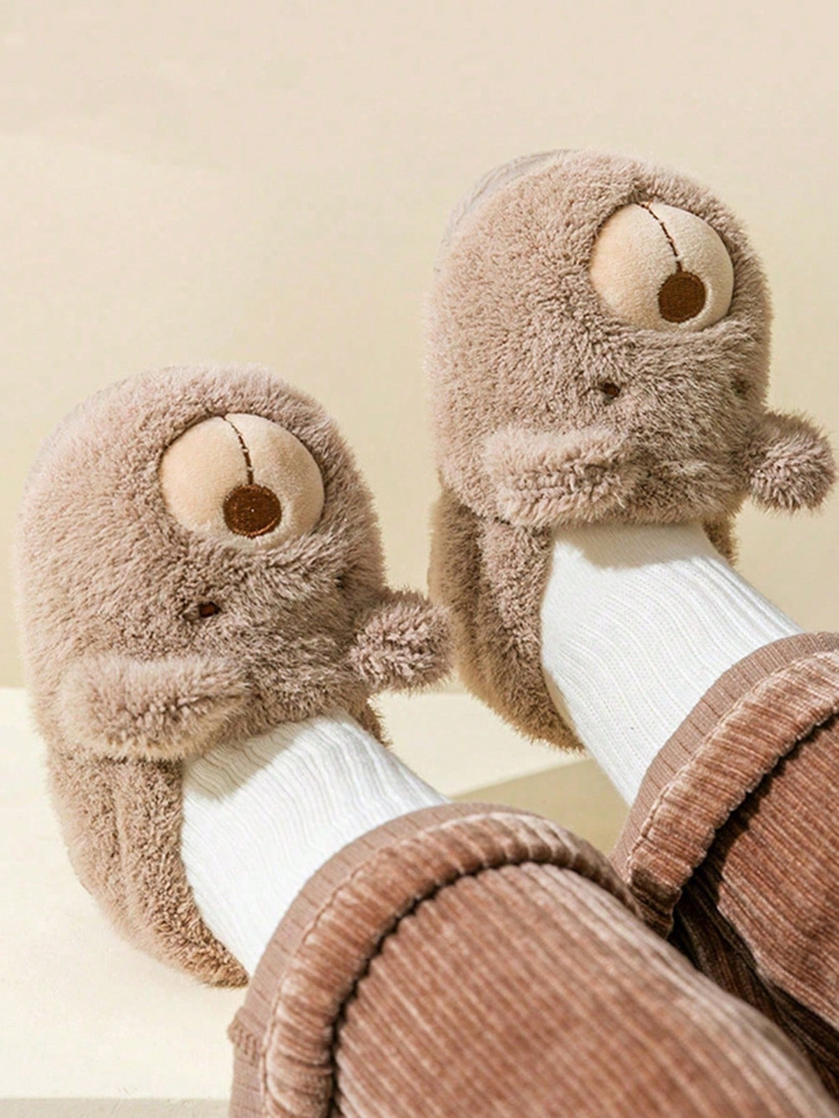 Plush baby slippers with a bear and ears on the toe, warm lining and a soft sole - view 3