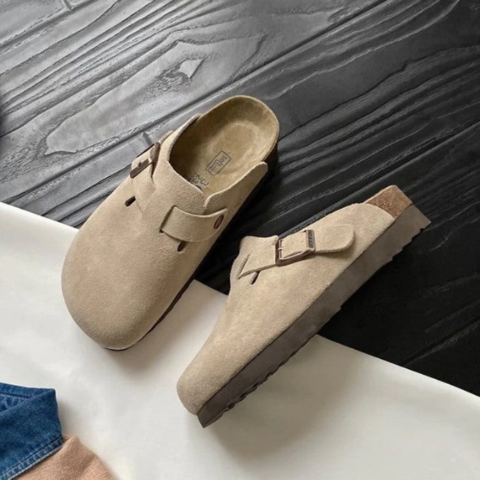 Women's leather Boston-style slip-on sandals – Saint Dor UK – lifestyle shot