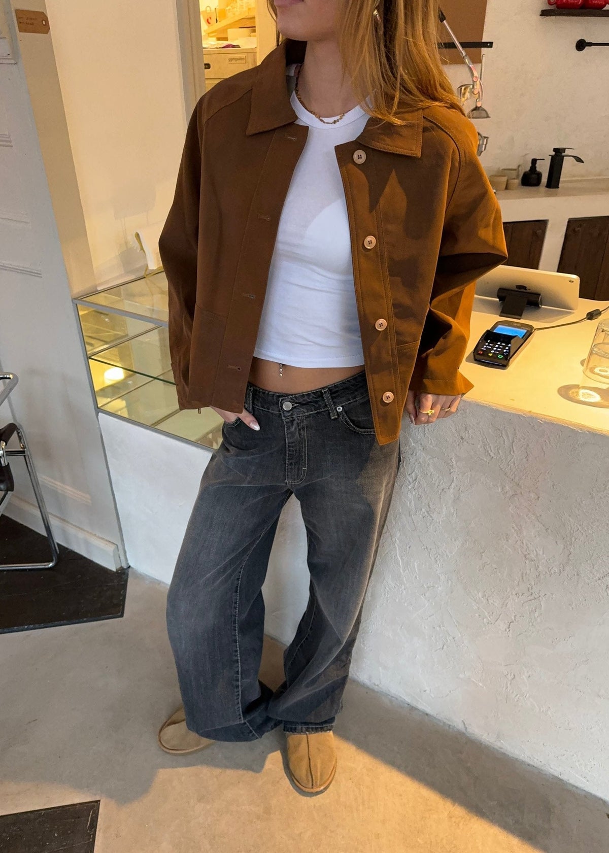 Boxy cropped jacket for women with shirt collar, button front and cuff tabs - brown