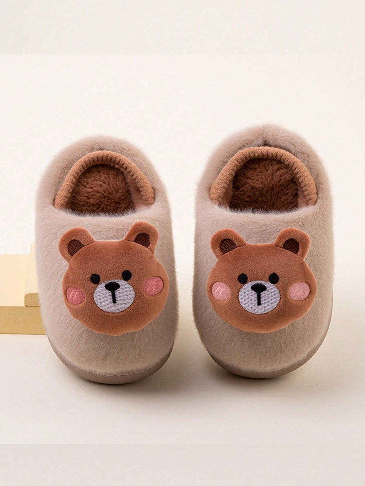Plush slippers for boys with a bear face on the toe, brown plush lining and a ribbed collar - view 3