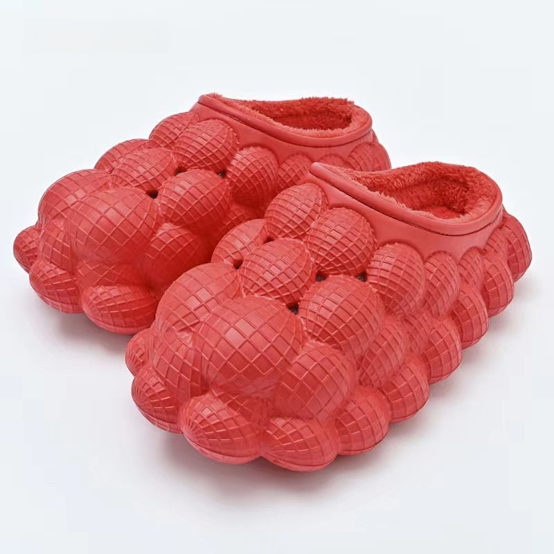 Bubble slides in EVA with round bubbles over the whole upper and a plush lining - red