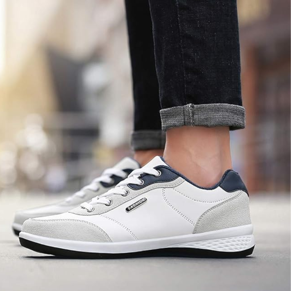 Men's casual lace-up trainers in faux leather with a contrast heel