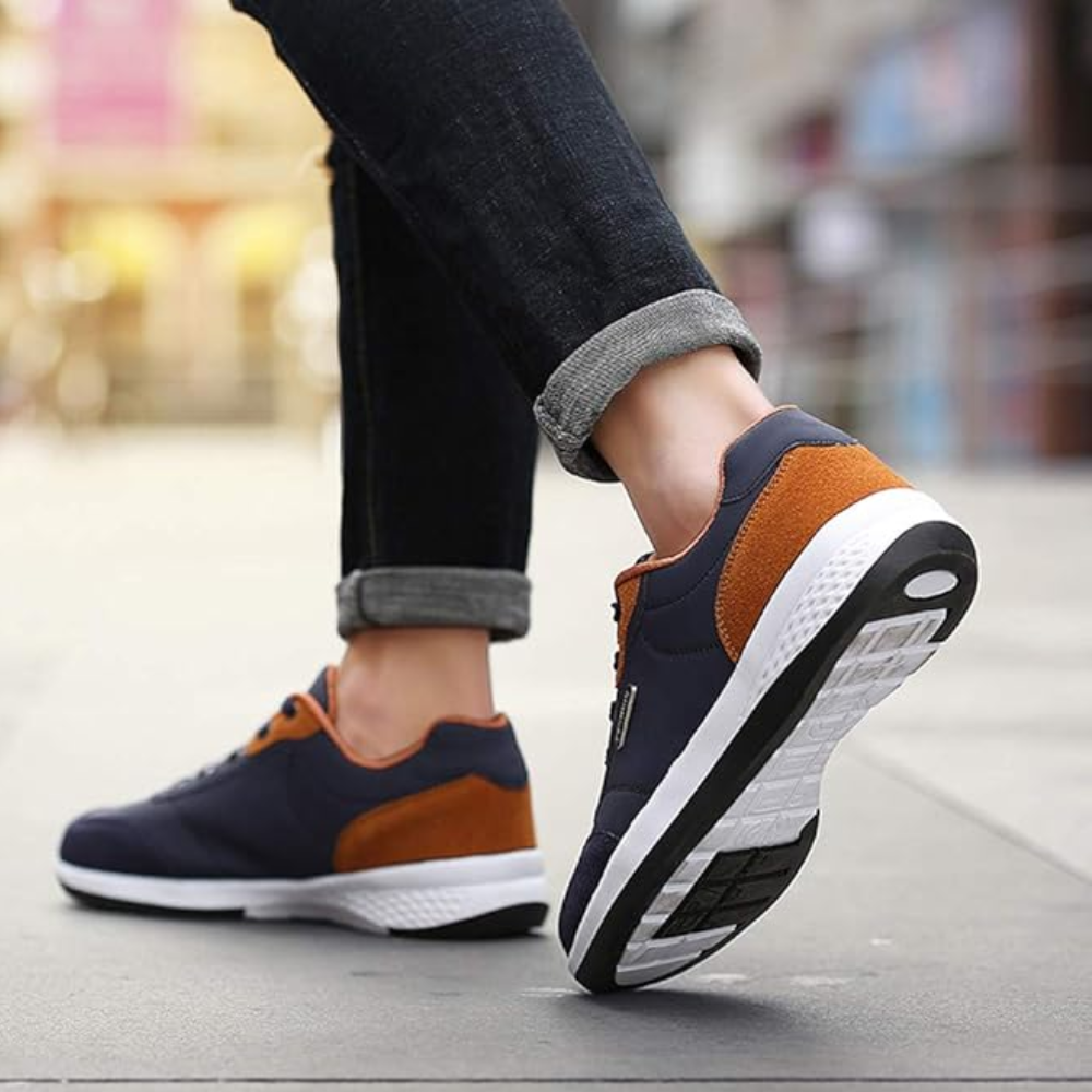 Men's casual lace-up trainers in faux leather with a contrast heel