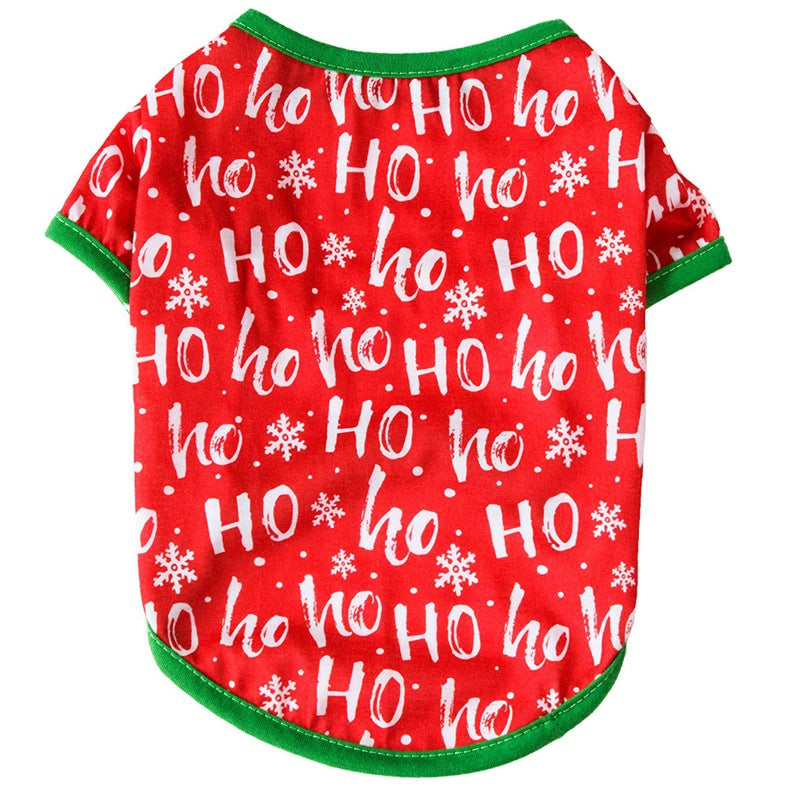 Christmas T-shirt for dogs with short sleeves and an all-over festive print