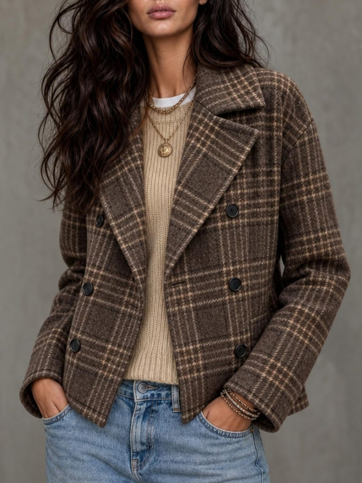 Cropped check blazer for women in brown with double-breasted buttons - view 3