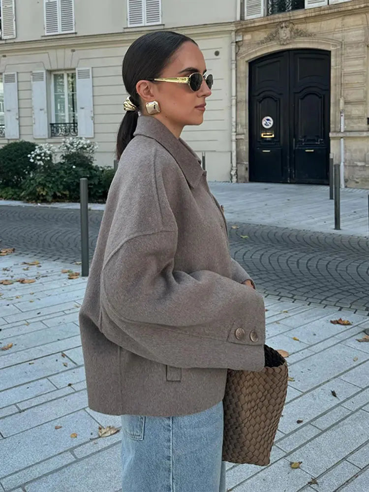 Women's cropped oversized jacket in wool look with a shirt collar and wide sleeves