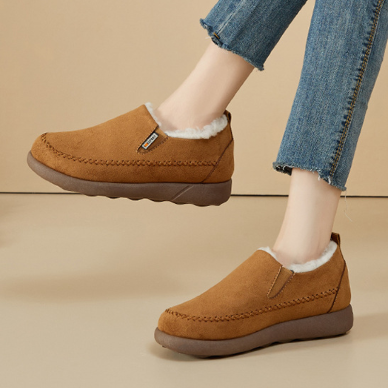 Suede-look slip-on shoes with a deep fleece collar and a cushioned sole