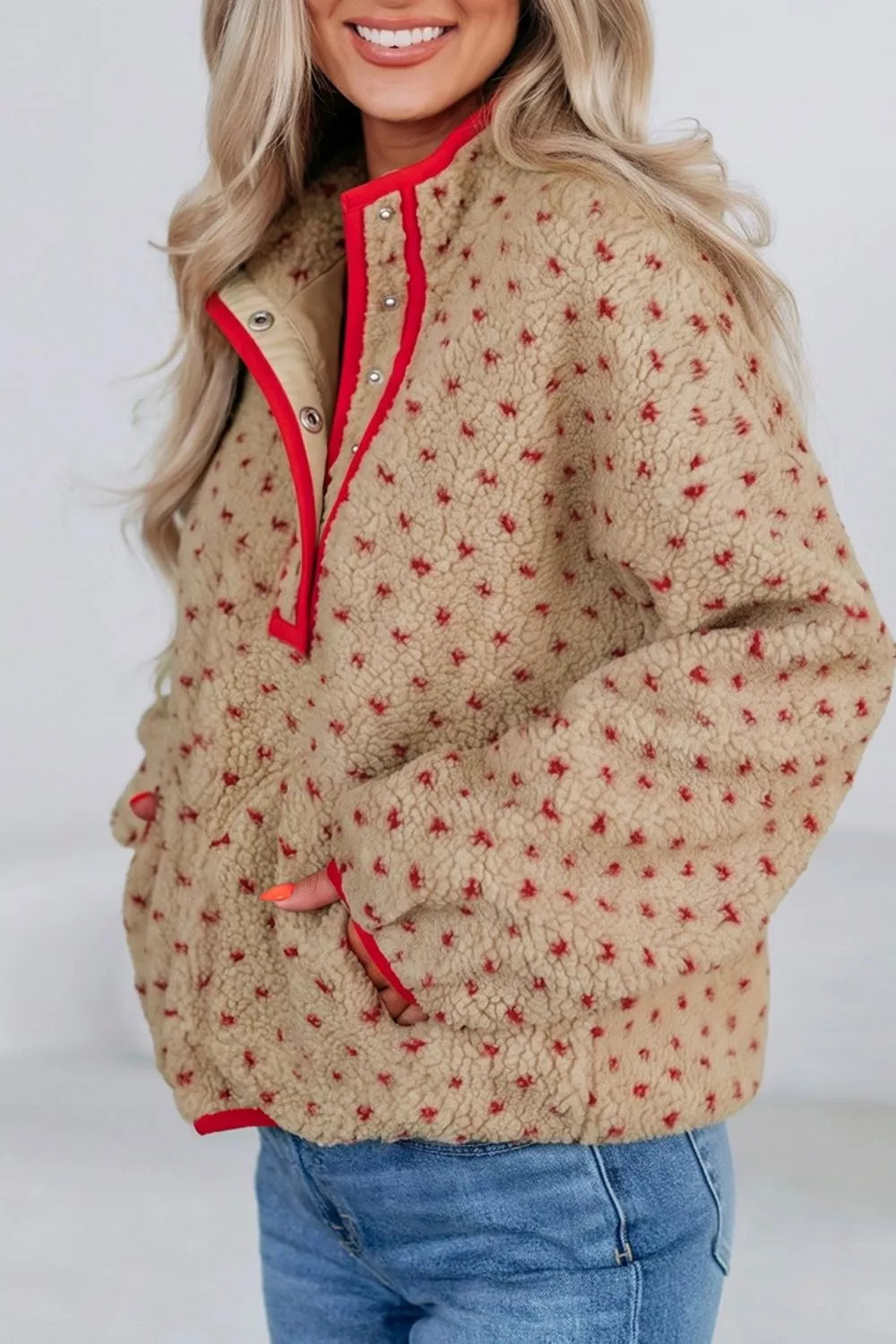 Women's heart print fleece sweatshirt - detail