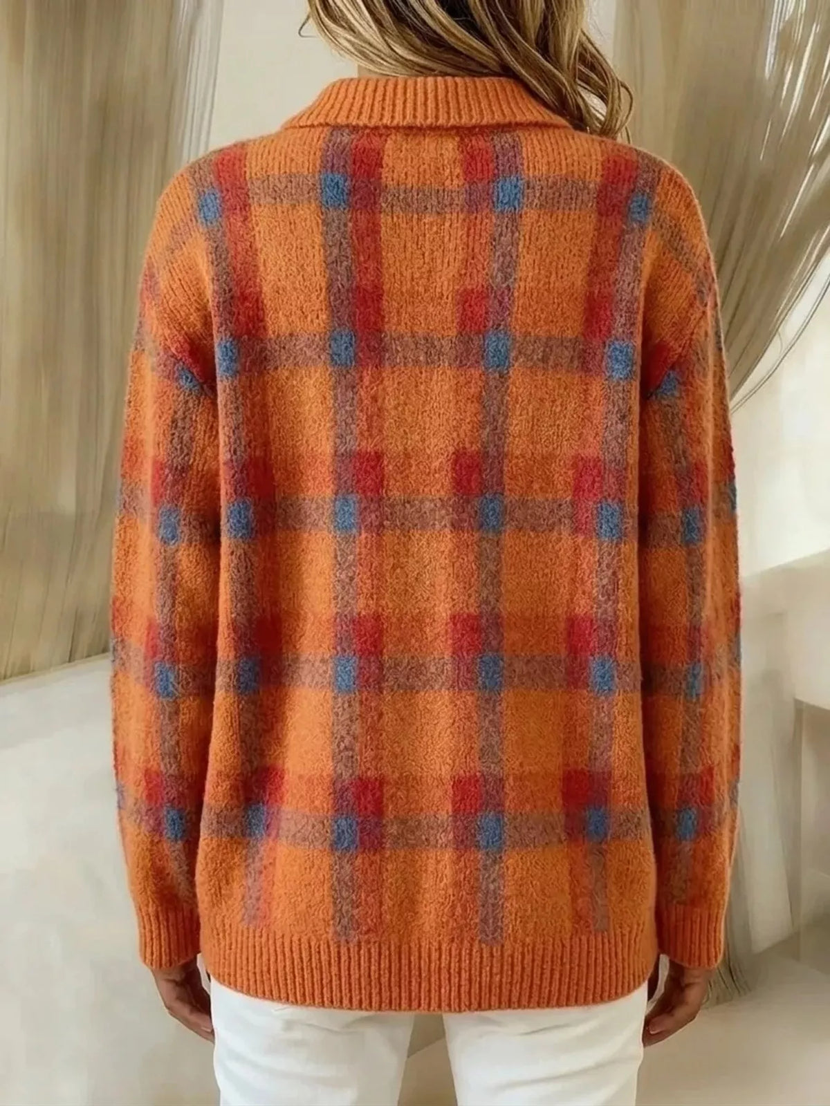 Women's check knit cardigan - detail
