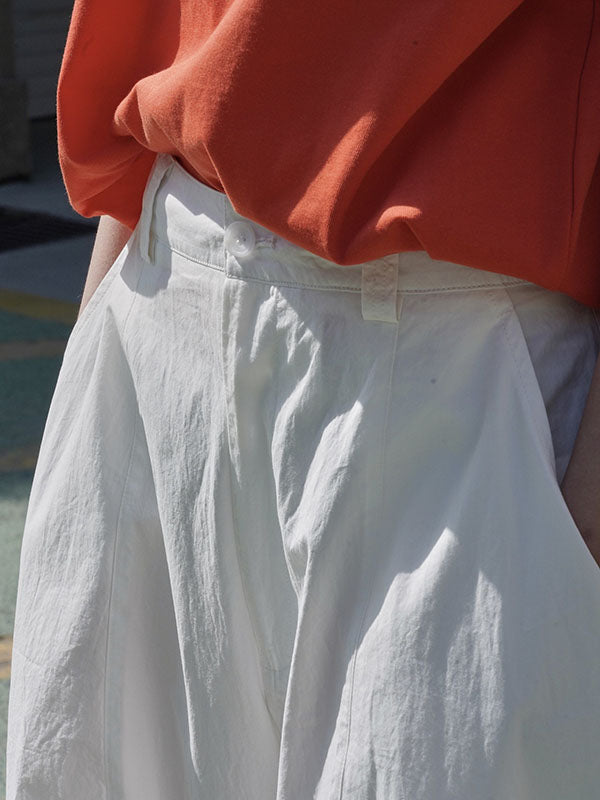 Wide-leg barrel trousers in cotton with curved knee seams