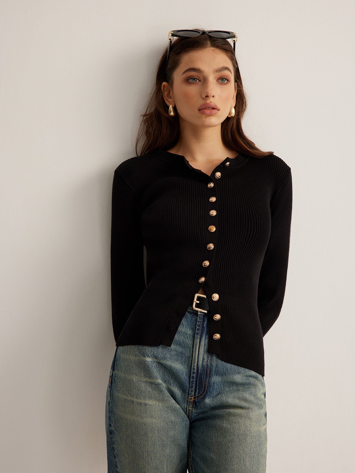 Women's fitted ribbed cardigan with a crew neck and gold-tone buttons