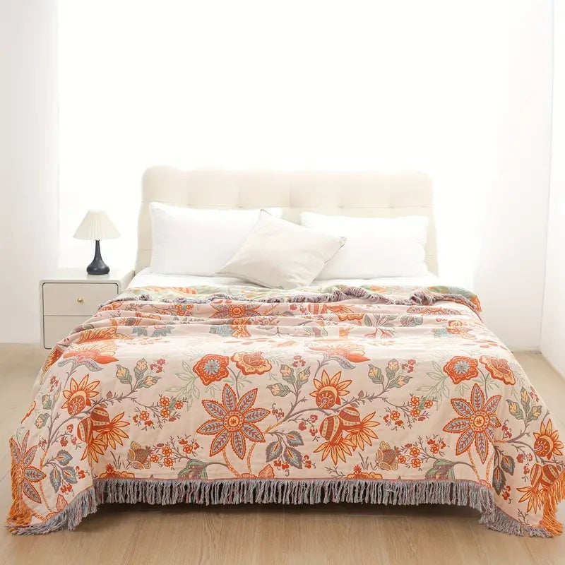Reversible bedspread with a floral pattern and fringe - 200 x 230 cm