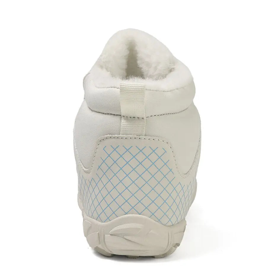 Unisex barefoot winter shoes with elastic laces and a wide toe box