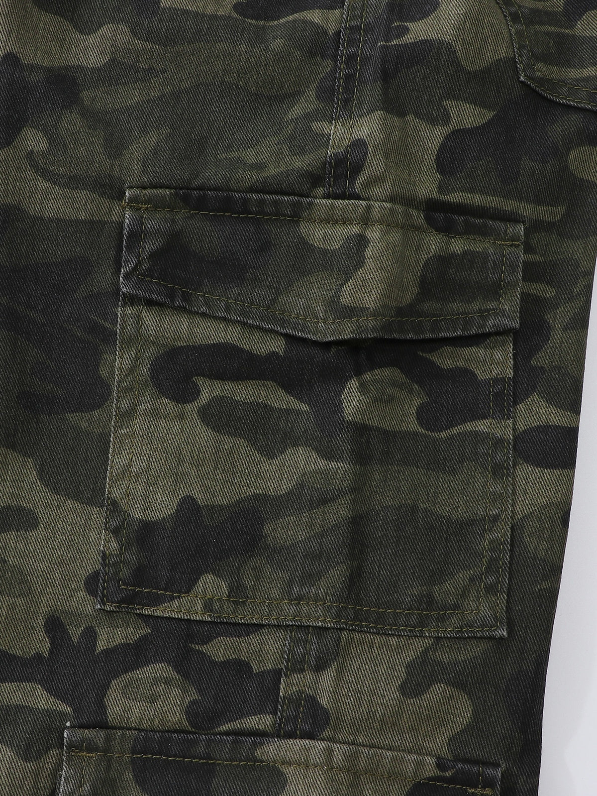 Cargo jeans for girls in cotton denim with large side pockets and a straight leg - view 7