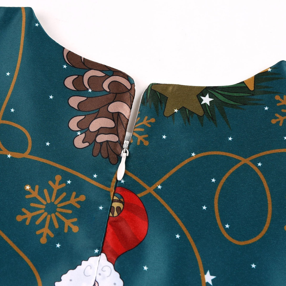 Girls' sleeveless Christmas dress with a bow and a festive print