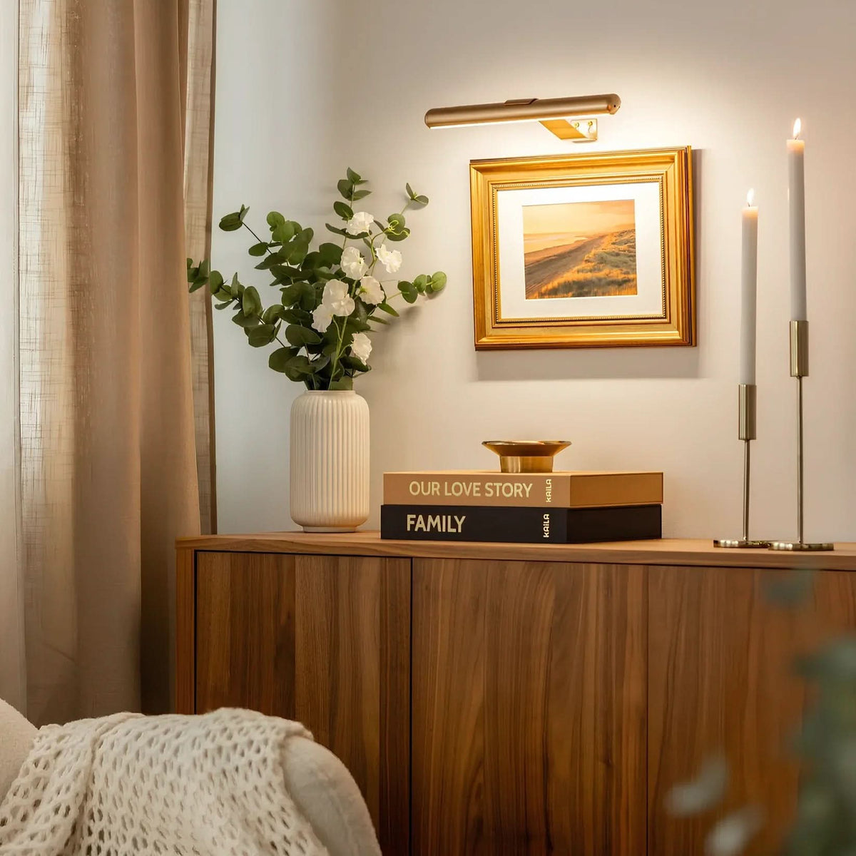 Cordless Dimmable Wall Light — view 2