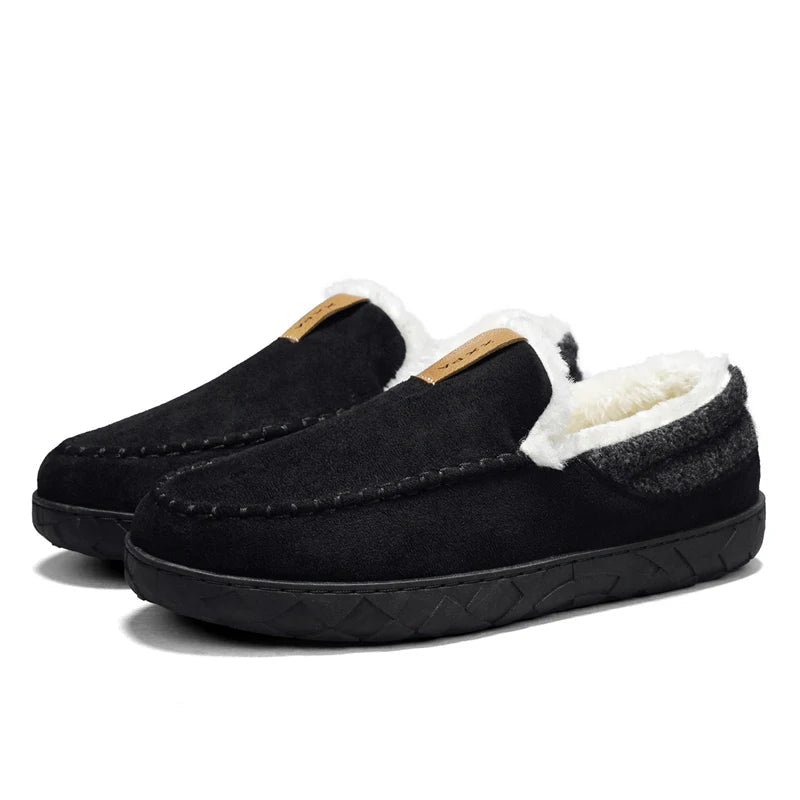 Men's suede-look moccasin slippers with a sherpa collar and a rubber sole in black