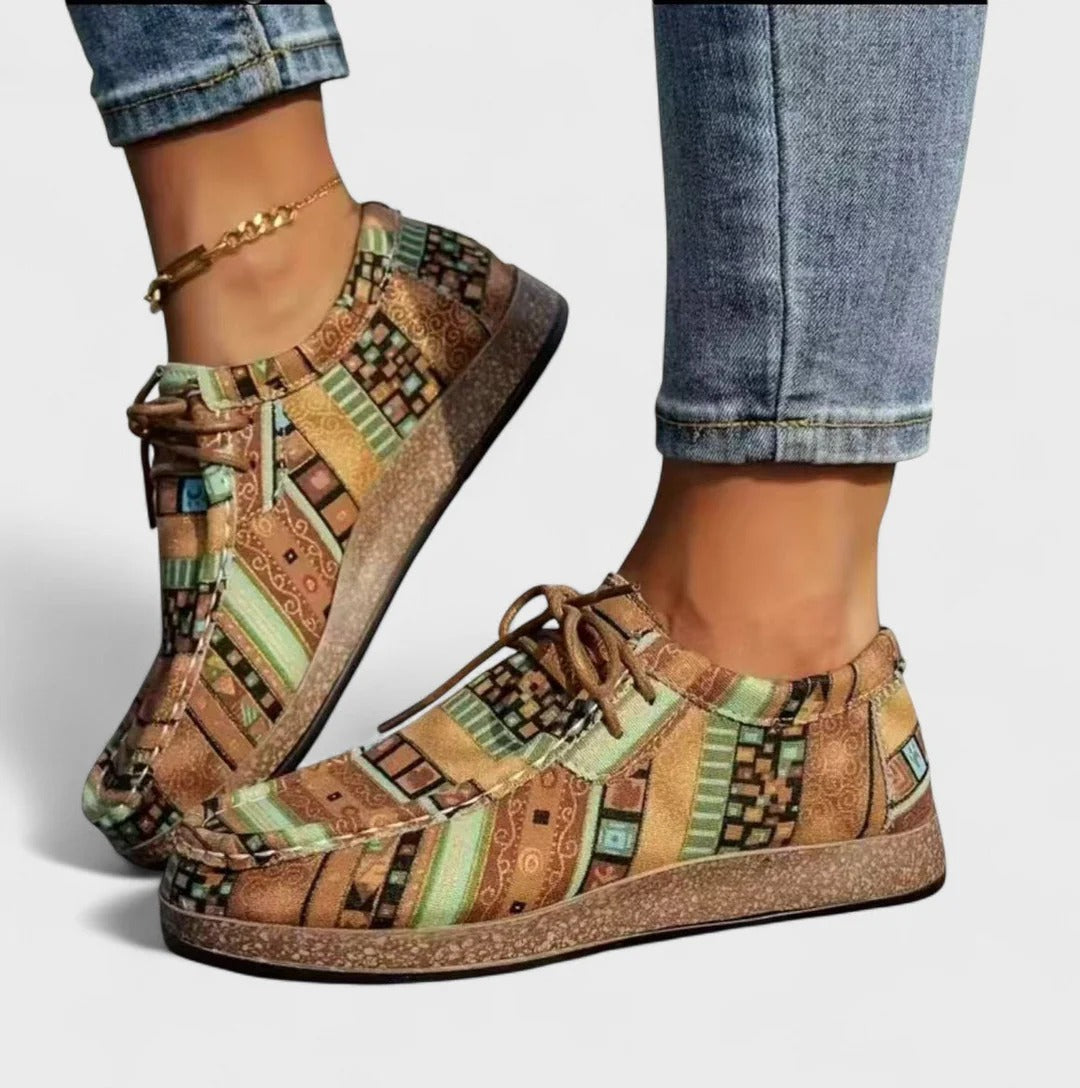 Women's Lace-Up Trainers in Tan Multi